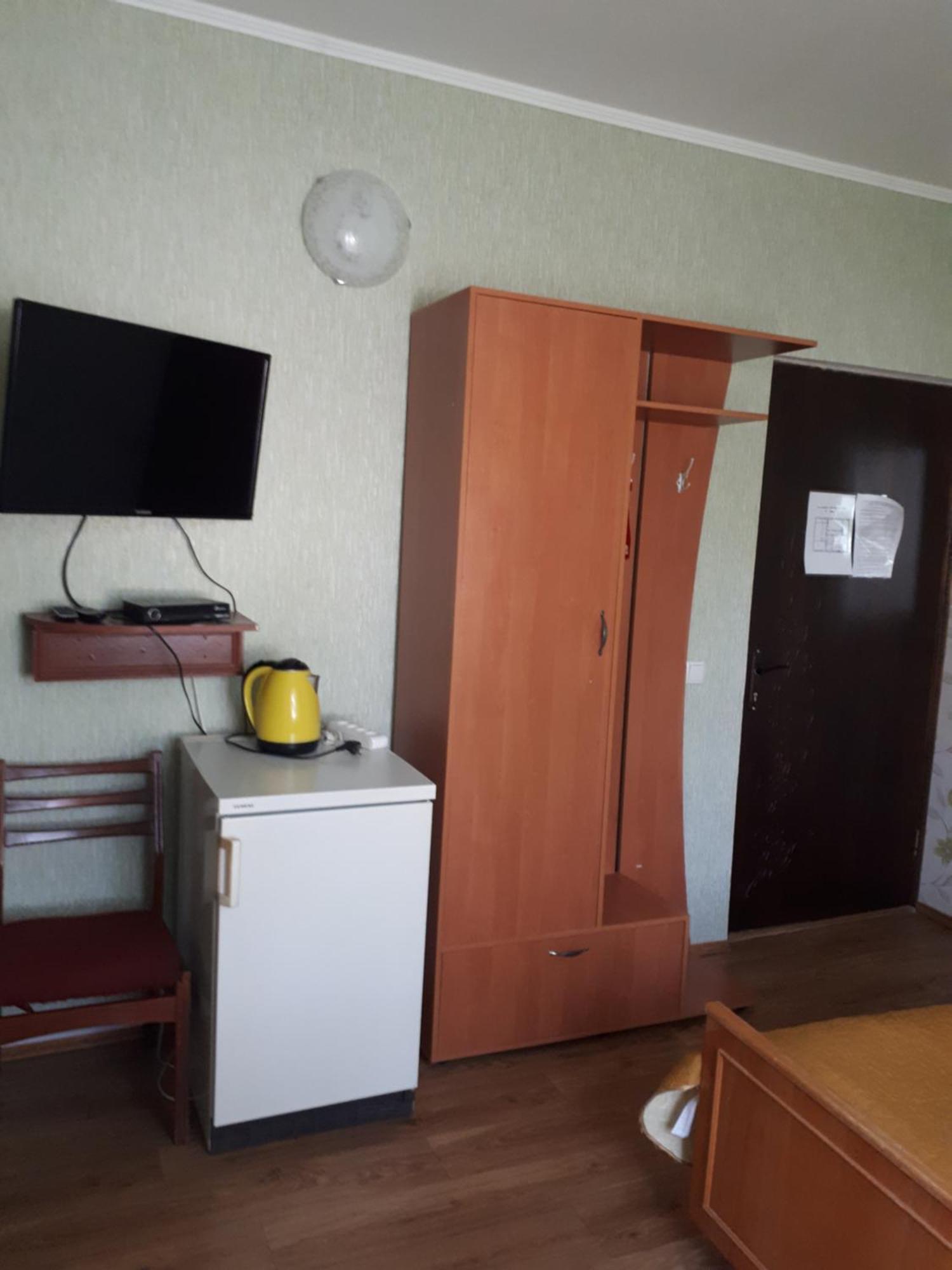 Hotel Gostynnyi Dvir Sharhorod Exterior photo